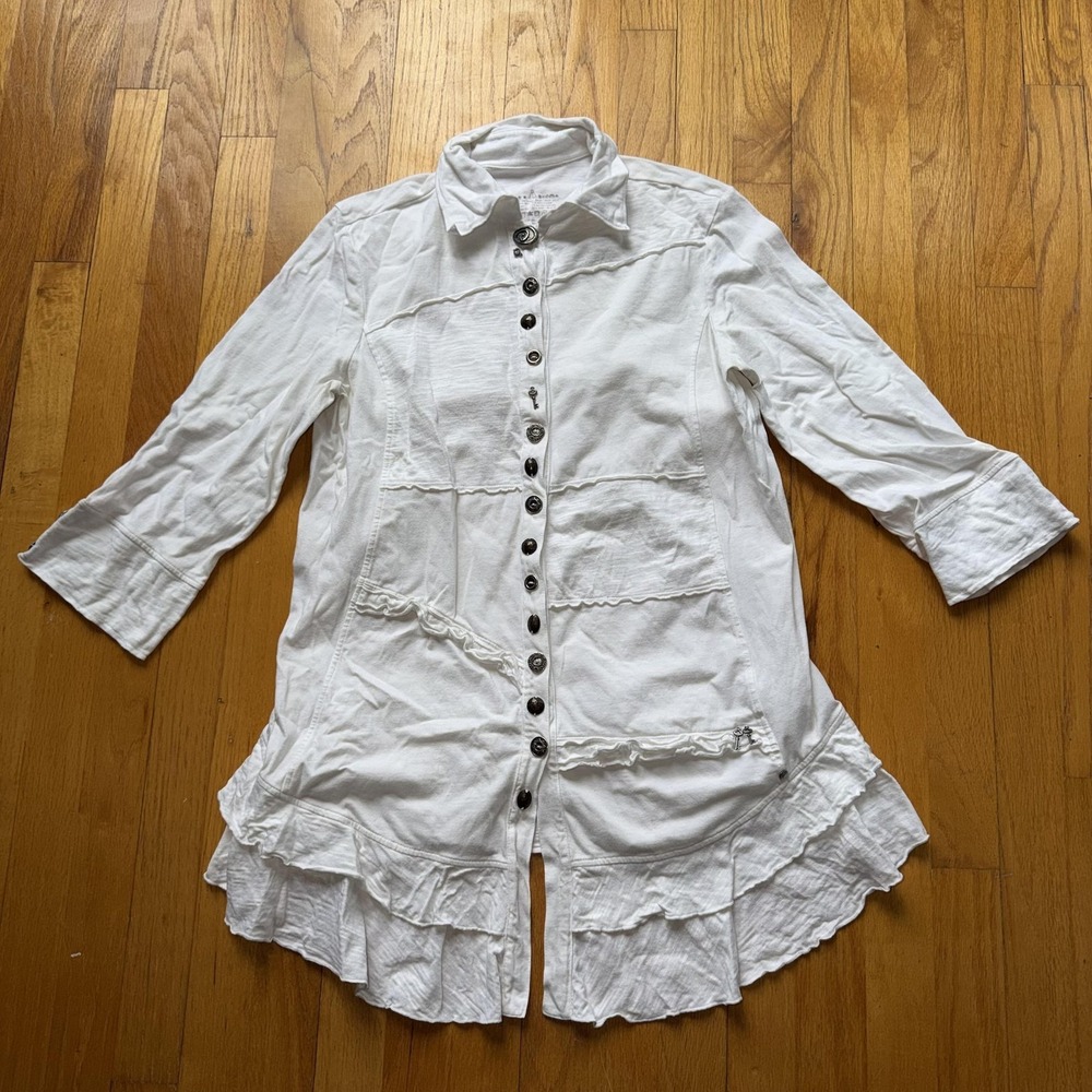 Neon Buddha Shirt M White Ruffle Hem Button Front Tunic Top Boho Artsy Lagenlook